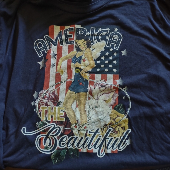 2 for $18 - RODEO QUINCY PIN-UP GIRL TEES -| LARGE, GRAY And NAVY - Picture 5 of 6